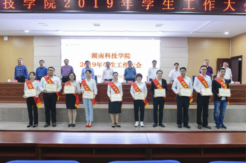 图片4 图片4